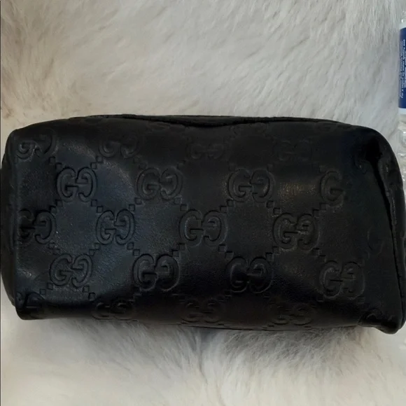 Gucci Black Embossed leather Toiletry Bag - Picture 8 of 13